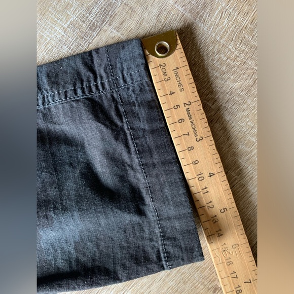 vuori women’s camo ripstop pants jogger utility sz small *holes - Picture 6 of 12